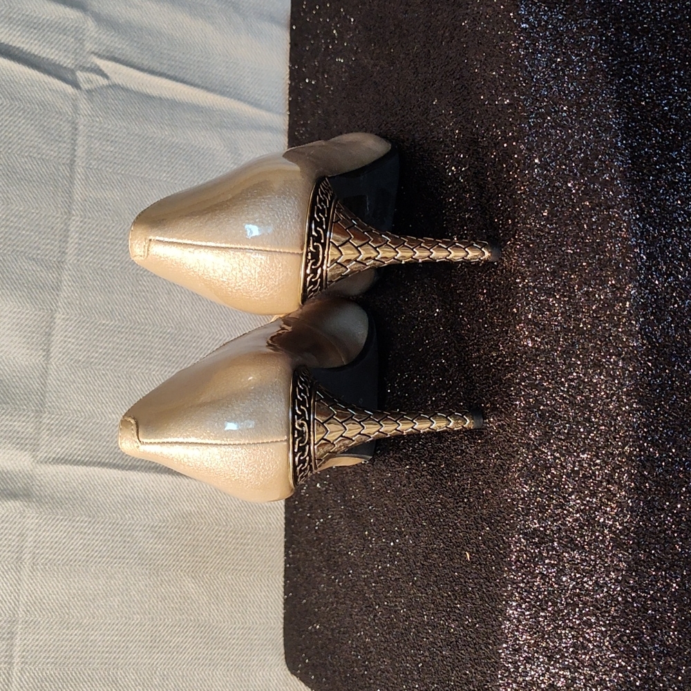 J. Renee Shoes - Picture 3 of 6